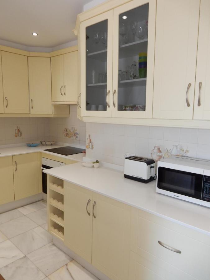 Beach Villa ,Nerja, Seaview, Pool, 3 Bedrooms, Huge Terrace And Garden Exterior foto